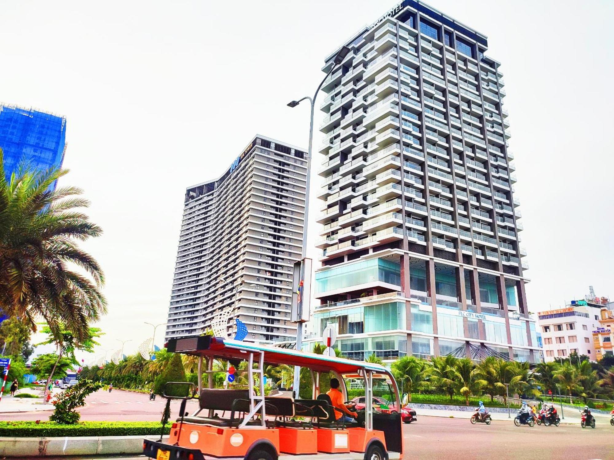 Flc Sea Tower Quy Nhon Ban Cong, Bon Tam, Ho Boi Co Phi, Sat Bien Exterior photo